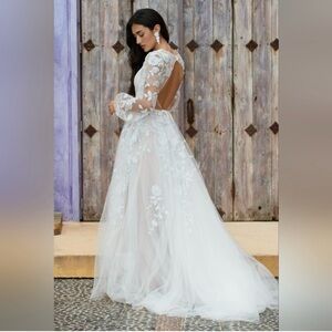 Elegant White Floral Lace Dress olena by watter A-line dress wear once